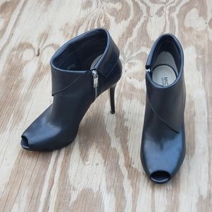 Michael kors kendra Peep Toe bootie